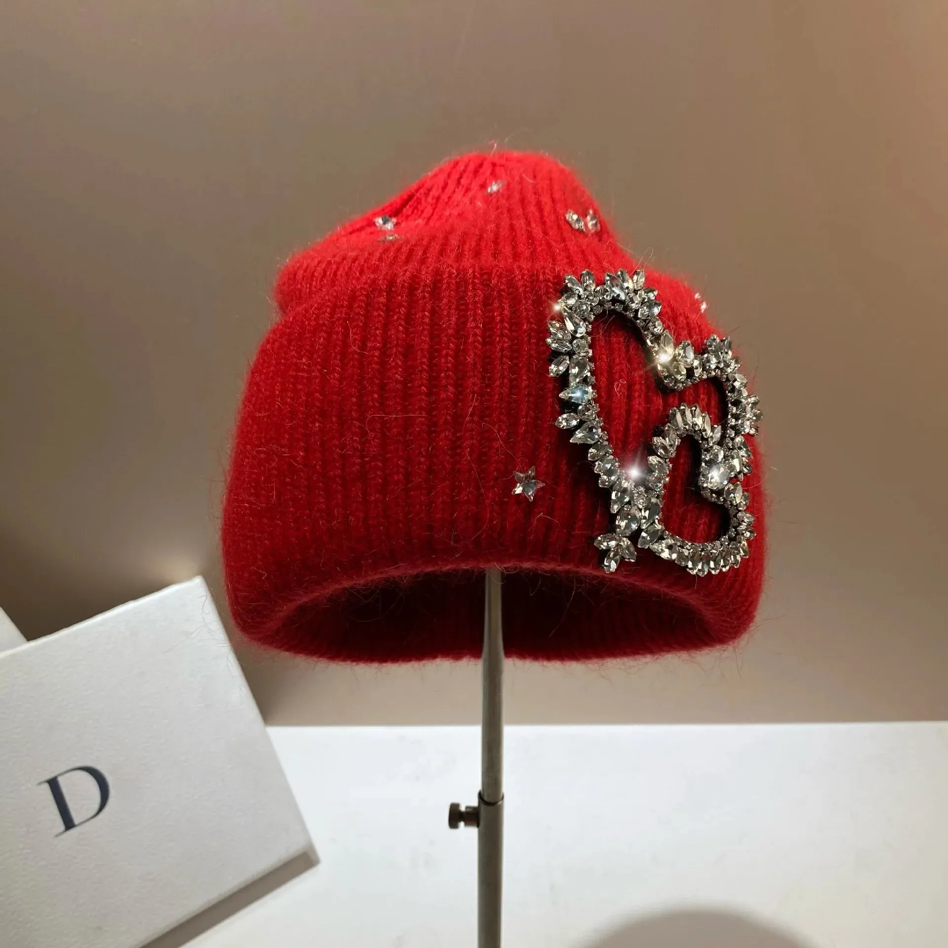 EM Women's Knitted Hat Rhinestones Heart Hats