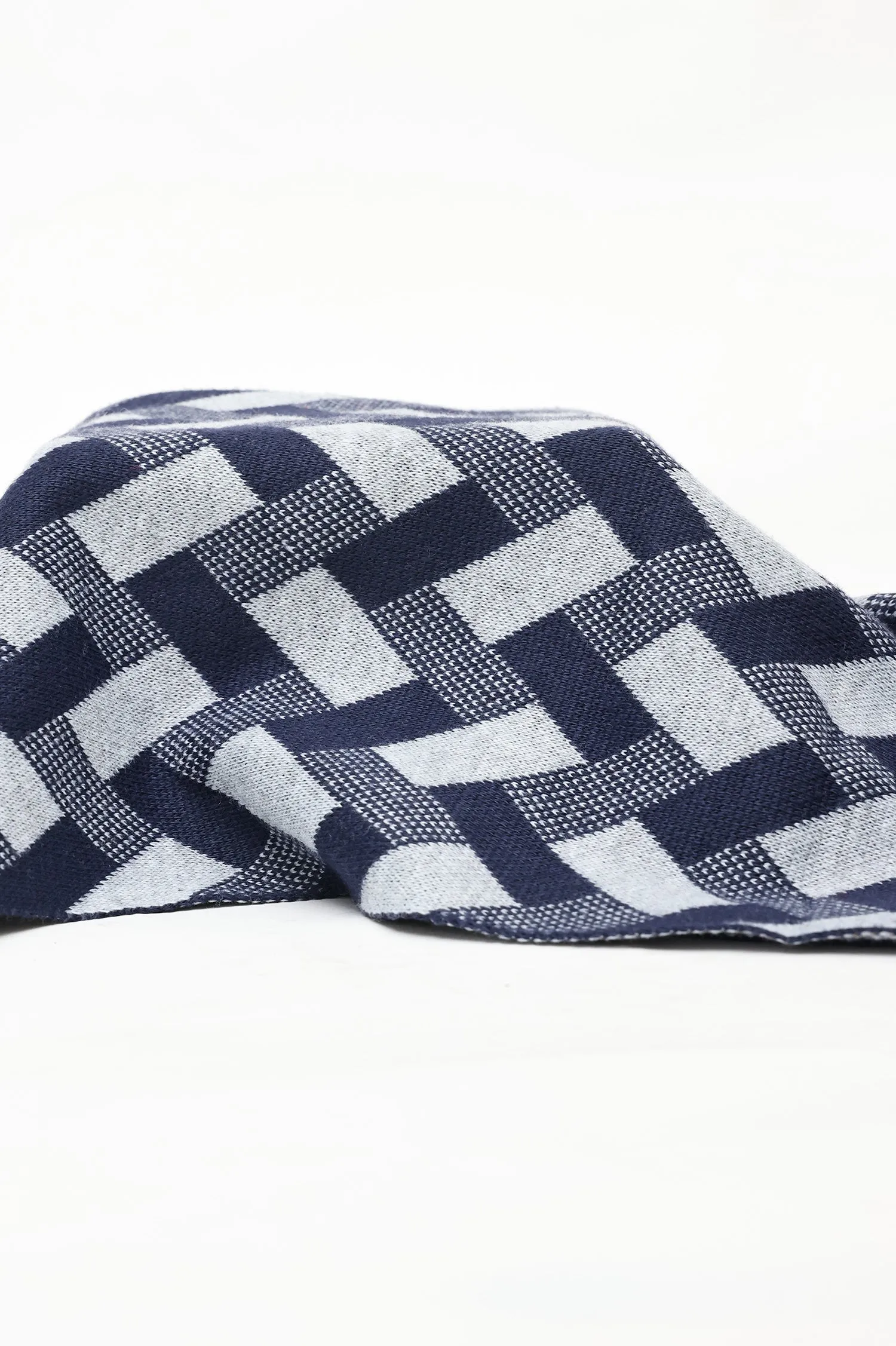 GEOMETRIC WEAVE SCARF-NAVY