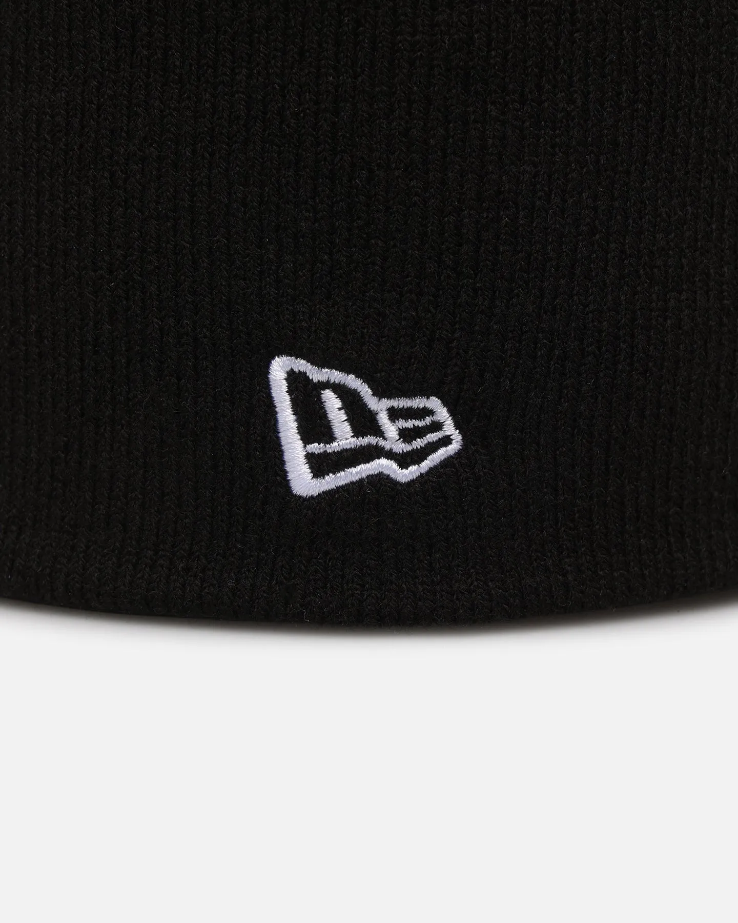 New Era Las Vegas Raiders Knitted Skully Beanie Black