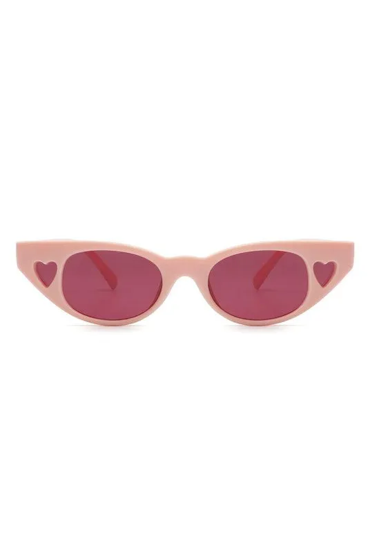 Nina heart detail eye sunglasses