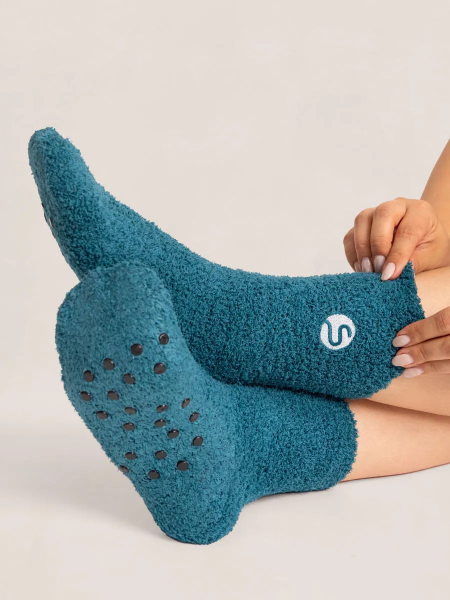 Shapermint® Fuzzy Slipper Socks SB