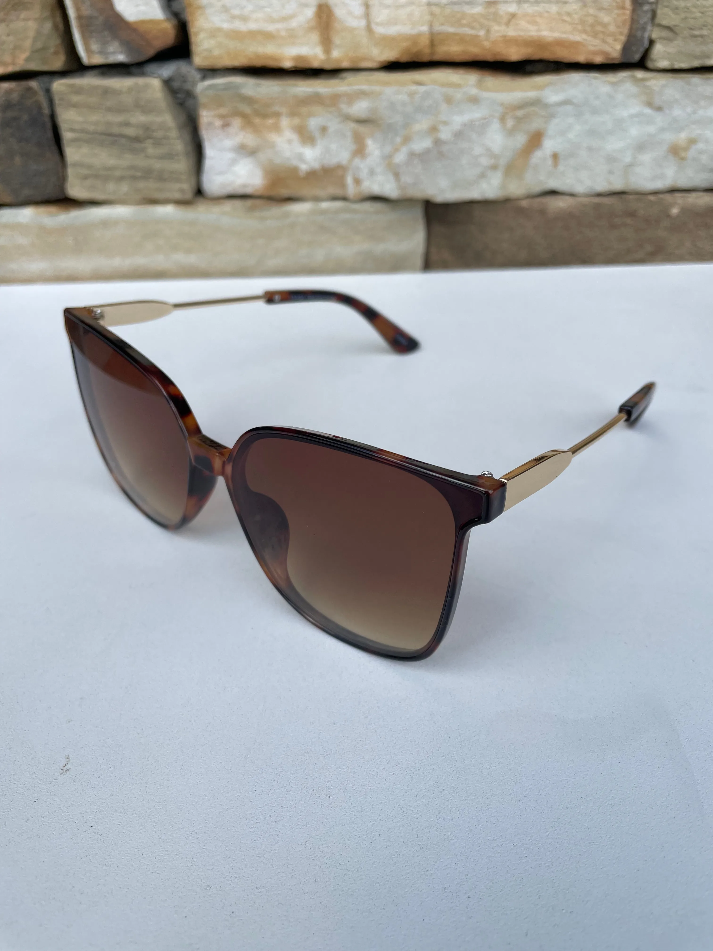 Social Butterfly Brown Tortoise & Gold Frame Sunglasses with UV 400 Protection