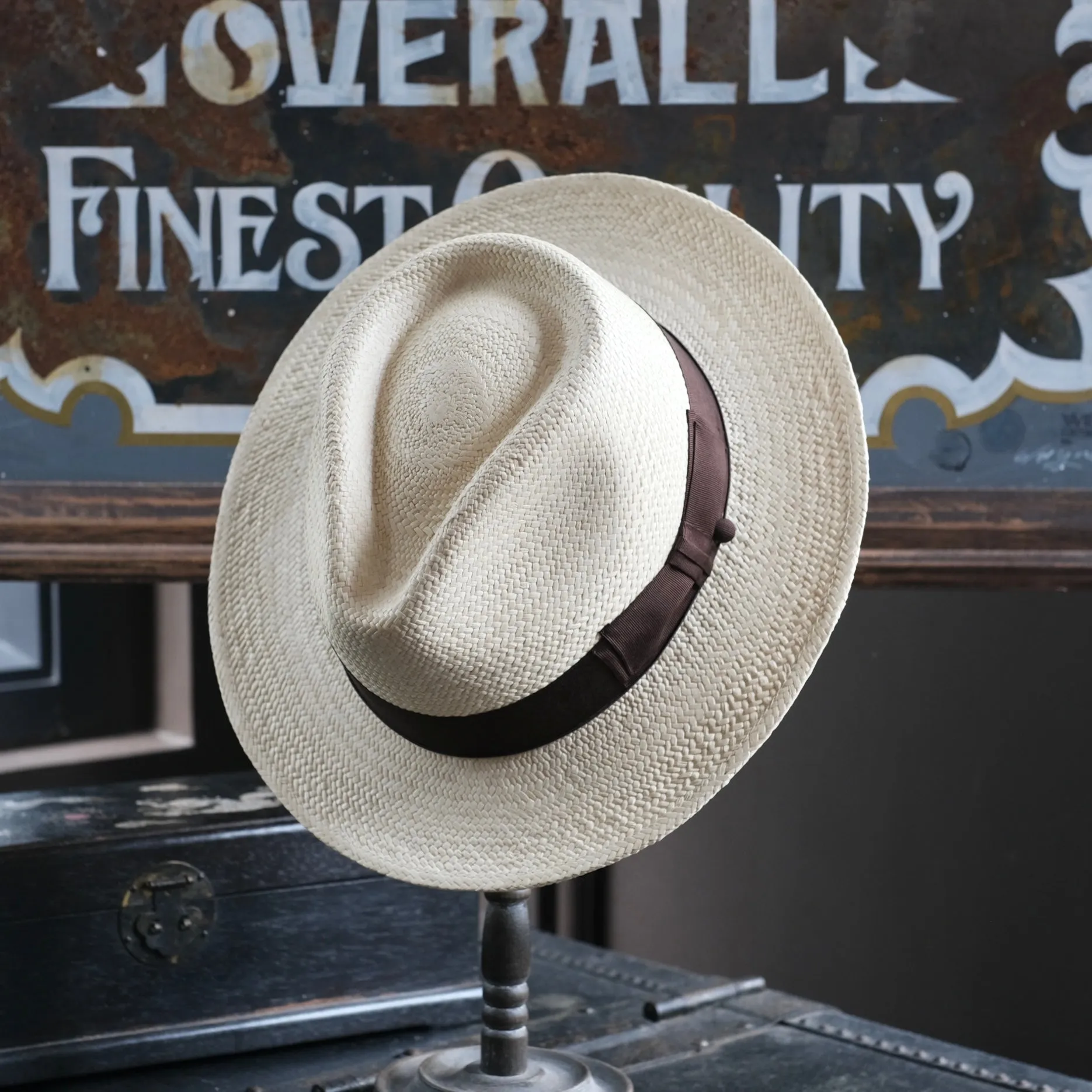 THE H.W. DOG & CO. N Panama Hat Short