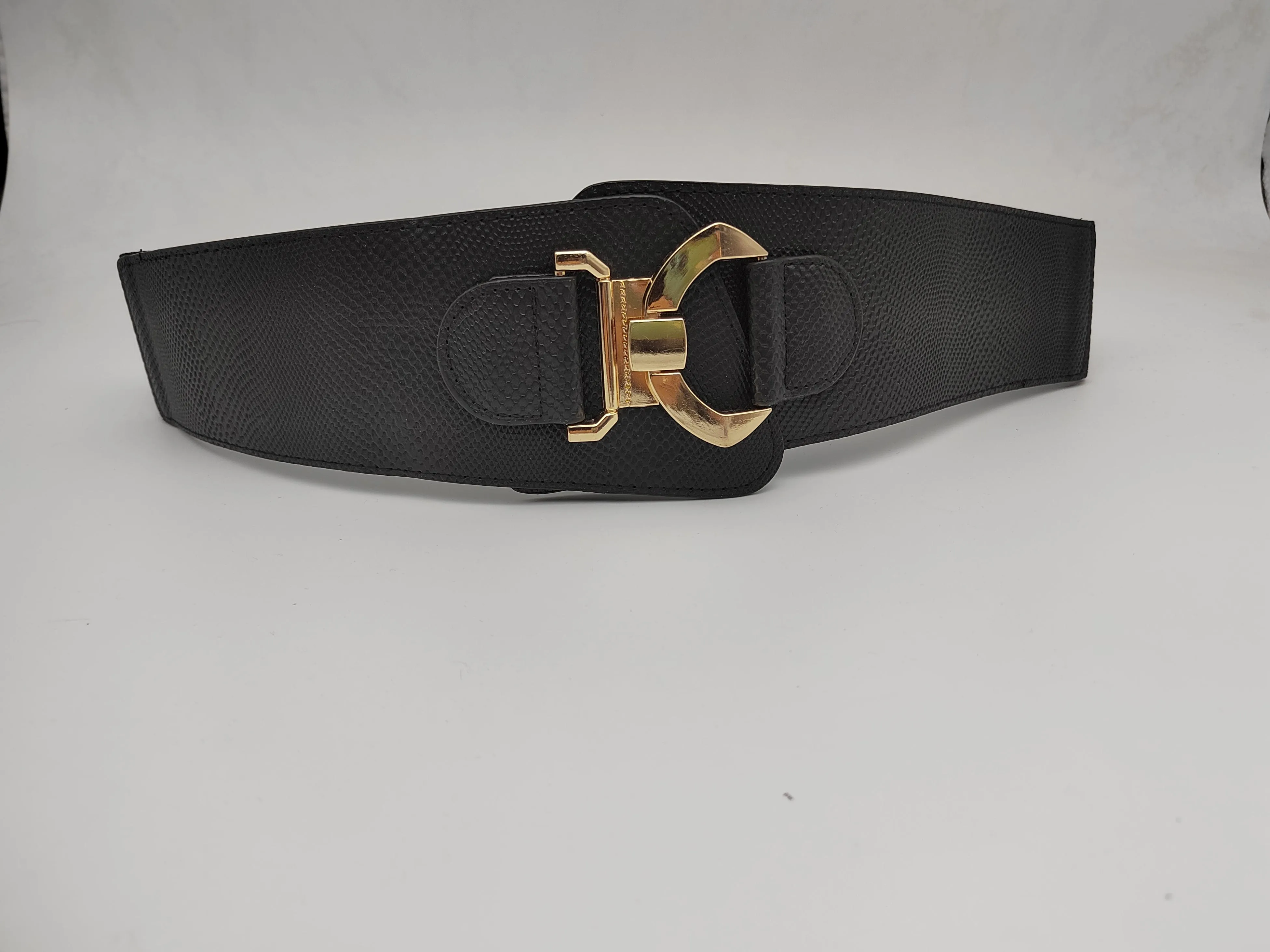 Women Belts - "o" - Black x Gold